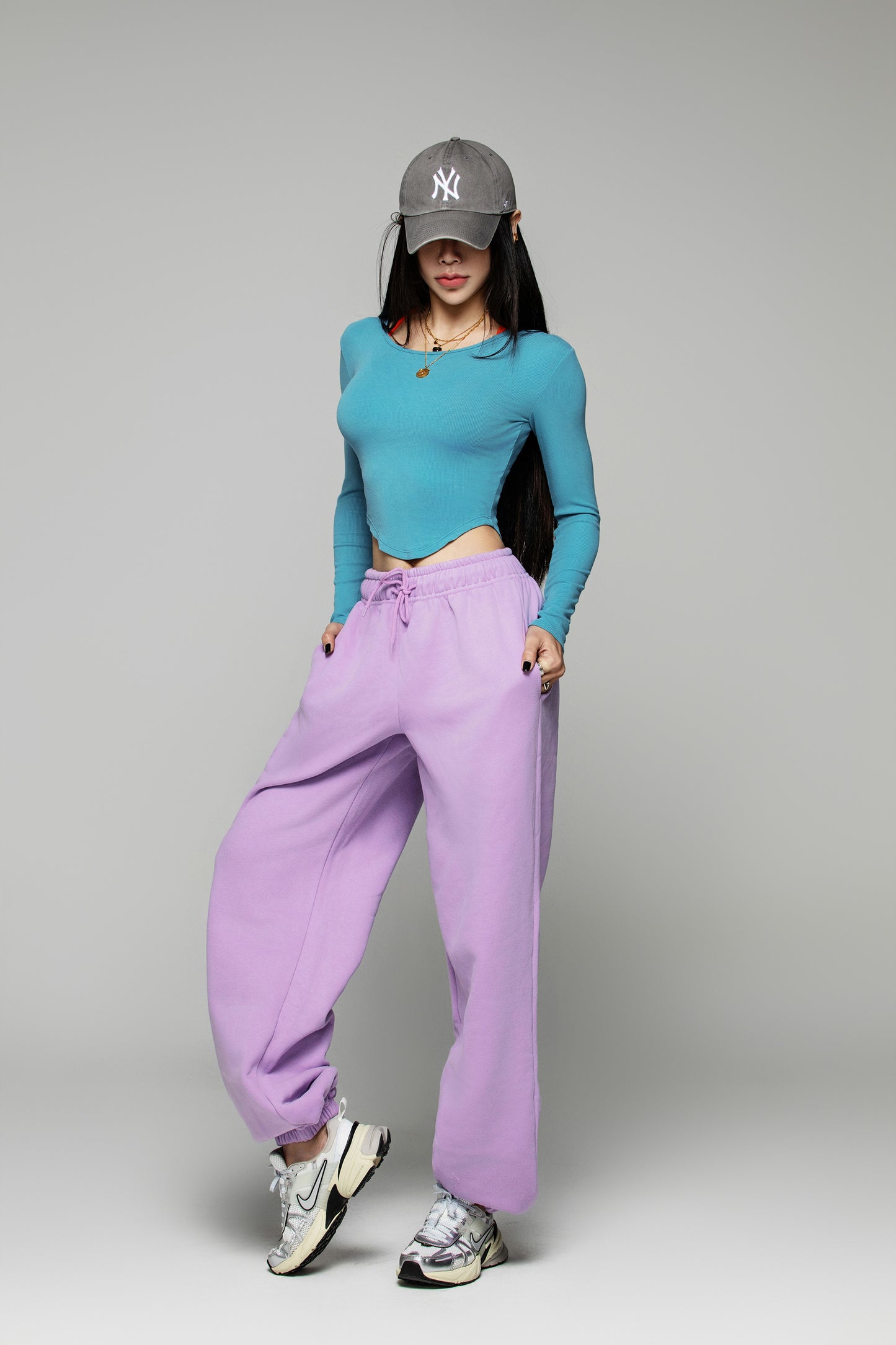 Reyna Women's Athleisure Set – Fitted Long Sleeve Top & Relaxed Jogger Pants